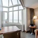 Hotel With Stunning Sea View *