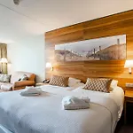 With Stunning Sea View Hotel *