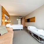Hotel With Stunning Sea View *