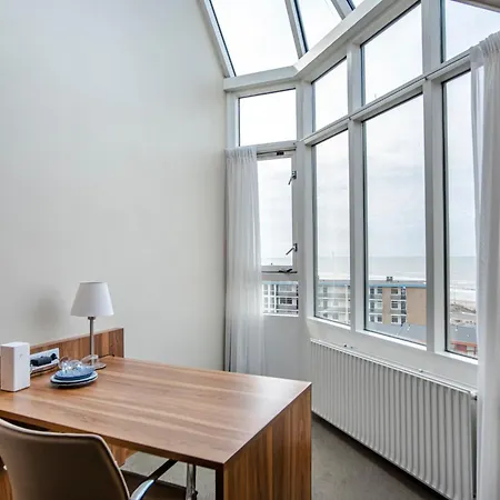 Hotel With Stunning Sea View *